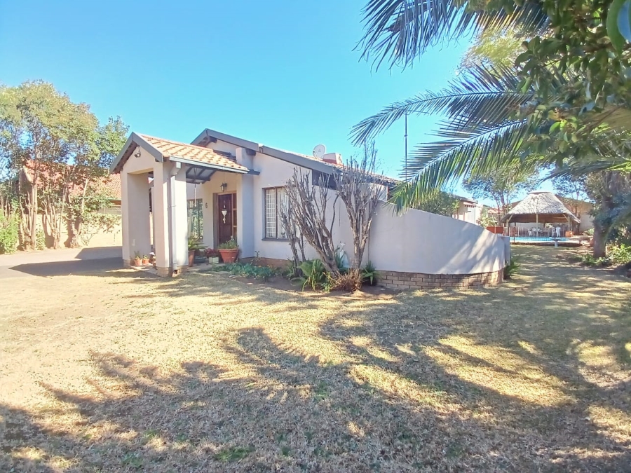 3 Bedroom Property for Sale in Vaalpark Free State